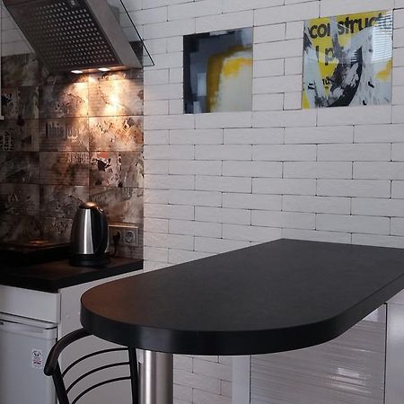 Apartment With Fireplace Lemberg Exterior foto